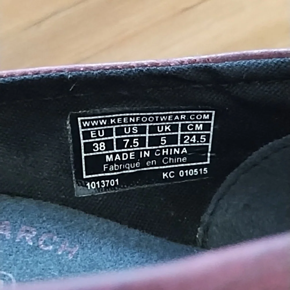 Keen Women's Rivington CNX Criss Cross - Picture 9 of 10